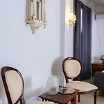 ホテル Beehive And Coworking *
