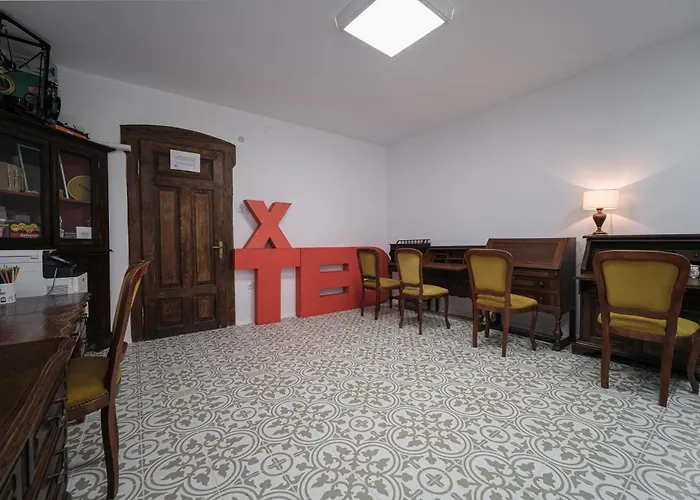 Beehive And Coworking 酒店 瓦爾納