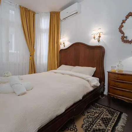 Hotel Beehive And Coworking