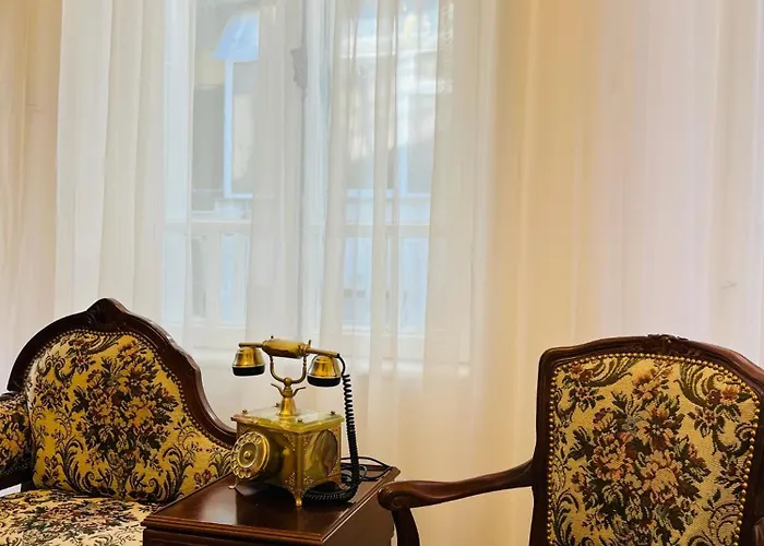 Hotel Beehive And Coworking