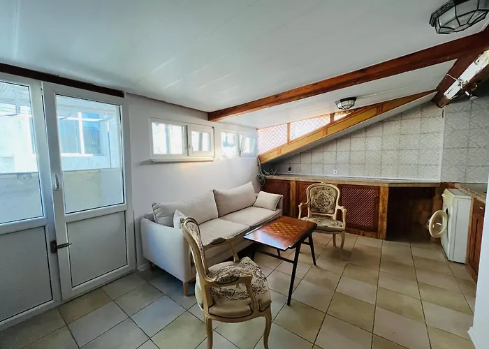 Beehive And Coworking Hotel Varna